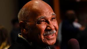 Cubs' Billy Williams — next stop, vaccinated — is painfully missing his  team