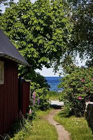 Oma Pieni Mokki Ja Hiljaisuus In 2020 Gruner Garten Norwegen Haus Natur