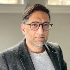 Incredible breakthrough! Real time 3D visualization in surgery isn't just… 