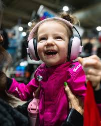 Lennix is convinced she's racing today too 😂💖🏁🏆 #tulsa #tulsashootout  #racelife #dirtlife #dirtracing #dirttrack