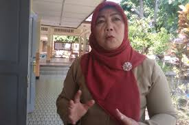 Jarak dari kota yogyakarta kurang lebih 70 km. Minim Murid Sekolah Negeri Di Gunungkidul Jemput Bola Milenial