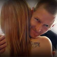 Question for people with more experience than I. My arrows are shooting  left of where I'm looking. I dont think the arrows are weak. They fly very  straight. If I cant my