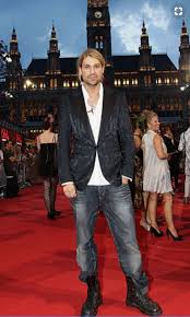 Tickets on sale today and selling fast, secure your seats now. Davi David Garrett The World S Best Paganini Century Xxi Facebook