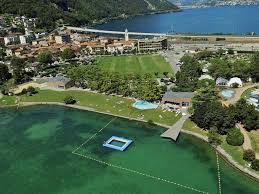 Code troppo lunghe a causa delle normative covid. Lido Comunale Melide Ticino Ch