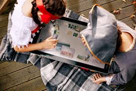 Nothing happens when i plug it in to the charger either. The Lenovo Yoga 900 Series Launched The Thinnest Core Laptop And A 27 Inch Portable All In One