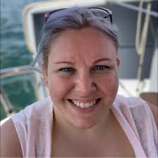 Who are favorite hair stylists for curly hair in Mountain Home Arkansas?