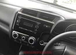Honda jazz 1.5l v is a compact wagon of b class segment manufactured by japanese company honda. Honda Shop Malaysia Honda Jazz 1 5l S Spec