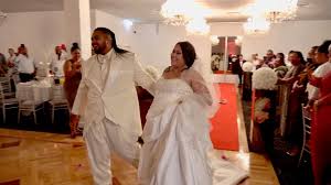 How to introduce the wedding party at the reception. Incredible Wedding Party Entrance Introducing Mr Mrs Charles Madylaine Tu Ipulotu Youtube