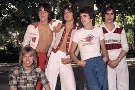 Frontman les mckeown and guitarists stuart 'woody' wood and alan now it's rumoured that missing members eric faulkner and derek longmuir could make a surprise return to the band in 2017. How Bay City Rollers Alan Longmuir Went From Hanging Out With Hollywood Stars To 30 000 A Year Plumber Job Mirror Online