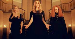 Эмма робертс, билли лурд, лесли эрин гроссман и др. American Horror Story Every Crossover In Ahs Apocalypse