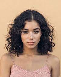 Pinterest Caligal0203 Instagram Sara Rinearson Of African Or Latina Descent Curly Hair Freckl Haircuts For Frizzy Hair Curly Hair Styles Hair Styles
