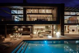 In a modern home plan, you'll typically find open floor plans, a lot of windows and vaulted ceilings somewhere in the space. Big Modern House Open Floor Plan Design Youtube House Plans 81764