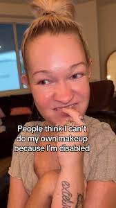 Jill Herndon's Instagram, Twitter & Facebook