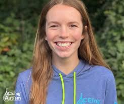 Sarah Pappas's Instagram, Twitter & Facebook