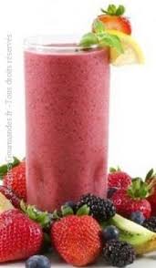 Smoothie Au Yogourt Fruits Rouges Banana Recette Smoothie Fruit Recettes De Proteines Douces Recettes De Smoothie Sains