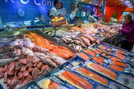 Nach über fünf monaten coronabedingter pause soll der wohl bekannteste markt der hansestadt wieder öffnen dürfen. Fischmarkt Hamburg Fischauktionshalle Hamburg