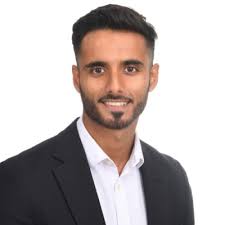 Congratulations to Max Pullen, who was named Rising Star of the Year at  last night's TARGETjobs National Graduate Recruitment Awards 2015!  https://lnkd.in/dPkU2Wj