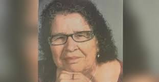 Elisa Quintero's Instagram, Twitter & Facebook