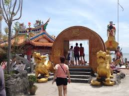 Pro batu pahat is a group who focus on batu pahat development and highlight. Batu Pahat Qing Moments