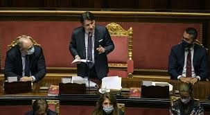 Giuseppe conte con matteo salvini. Conte Alle Camere Accordo Ue Svolta Storica Il Successo Appartiene All Italia Intera