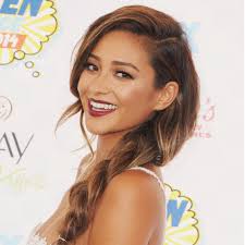 Find 51 beautiful medium hairstyles to inspire you, as well as tips on how to choose the best medium length haircuts, and maintain the shoulder length haircut. The Most Flattering Brunette Hair Colors For Every Skin Tone Allure