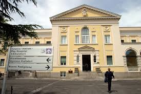 Come raggiungere l'ospedale sant'andrea roma facoltà di medicina e psicologia la sapienza? Come Arrivare All Ospedale Spallanzani Di Roma
