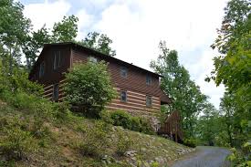 We did not have reservations and stopped at mountain laurel cabin rentals. Mountain Laurel Lodge Blue Ridge Mountain Rentals