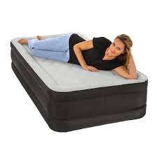 Deep Sleep Twin Size Raised Air Mattress With Built In Pump Coleman Air Mattress Mattress Comfort Mattress