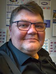 Lundgren kräver svar av kommissionen om polska förartillstånd