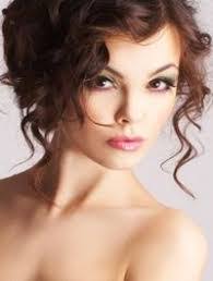 Julie Mcrae's Instagram, Twitter & Facebook