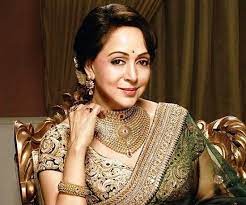1963 she made acting debut in tamil film ithu sathiyam as a dancer resp. Hema Malini Wiki Age Husband Caste Family Biography More Wikibio