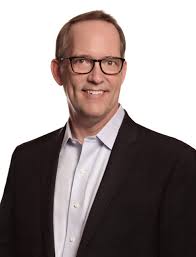 Why a leader should sponsor random acts of pizza” With Chuck Sullivan the  CMO at Senior Helpers