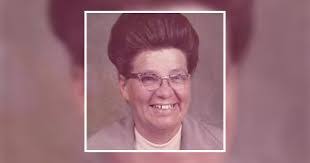 Carol Meeks's Instagram, Twitter & Facebook