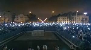 Eddig 3573 alkalommal nézték meg. Igy Lett Fidesz Szekhaz Ostrom Az Internetado Elleni Tuntetesbol Video