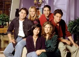 Tak vy jste monika a chandler? Pratele Takhle Se Zmenili Padesatnici Chandler Monica Ross Joey Rachel A Phoebe Po 26 Letech Od Premiery