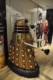 Why are daleks so ridiculously powerful in doctor who lore? Dalek Wikipedia