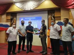 Contextual translation of ahli kelab aktif into english. Petrus Longkod Petdever1 Twitter