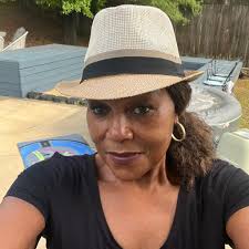 This is a chocolate lover's dream Dessert! Danny shows us how to make a  super easy dessert that everyone will love. He uses: Chocolate chip  cookies, dark chocolate brownie, and cheesecake cream