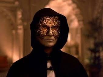 Eyes Wide Shut | Tropedia | Fandom