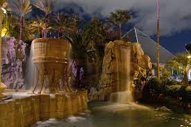 Pin On A Tiny Fraction Of The Things To See In Las Vegas