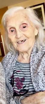 Celebrating mom's 72nd birthday with favorite apple pie despite dementia