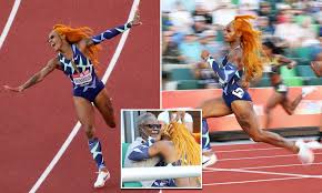 The american sprinter sha'carri richardson, who was set for a star turn at the tokyo olympics this month, could miss the games after testing positive for marijuana. Sha Carri Richardson Comes In First In 100 Meter At Olympic Trials A Week After Her Mother S Death Daily Mail Online