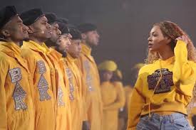 She is married to american rapper jay z, with whom she shares daughter blue ivy. Stepping On Stage With Beyonce Mit News Massachusetts Institute Of Technology