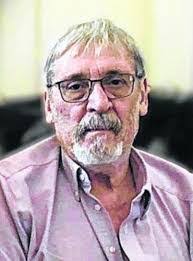 Gilbert Donaldson's Instagram, Twitter & Facebook