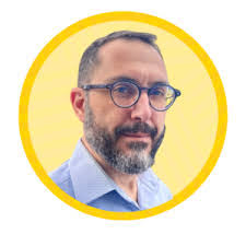 Beatrice Louissaint's Instagram, Twitter & Facebook