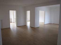 Neuwertige 1,5 zimmer wohnung mit balkon und ebk in. 5 Zimmer Wohnung Zu Vermieten Seyfferstr 44 70197 Stuttgart West Stuttgart Mapio Net
