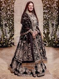 Your daughter has just told you that she and her boyfriend are getting married!! Mother Of The Bride Groom Outfit Inspo From Celebrity Mothers Shaadisaga