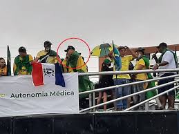 Mesmo pedindo a manifestação dos seguidores, o resultado da enquete sobre o voto impresso não determina se o projeto se tornará uma lei. 2jadqnz Kr0pnm