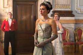 The penultimate episode of the crown 's fourth season, avalanche, opens with a wild scene: The Crown Star Emma Corrin On Wearing Princess Diana S Wedding Dress Ew Com
