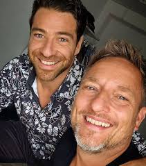 Bürgergeld-Empfängerin happy: Steuerzahler zahlen ihren Urlaub